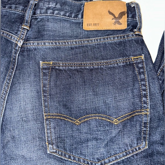 Relaxed Straight American Eagle Men’s Jeans - Picture 4 of 8